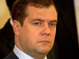 Медведев выразил соболезнования близким погибшего Стенина