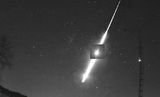 Устроенное астероидом в небе огненное шоу сняли на видео