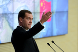Медведев повелел Сочи курортствовать круглый год