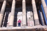 Московский турист исписал языческий храм в Армении
