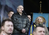 Неизвестные рвались облить зеленкой Ходорковского и Гудкова