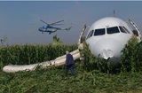 Второй пилот аварийно севшего в поле самолёта попал в больницу