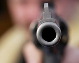 В Джорджии вооруженный мужчина подстрелил полицейского