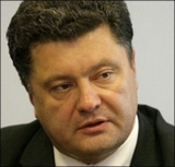 Порошенко назвал крушение Боинга в Украине вызовом