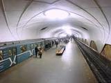 Вооружённый ножом мужчина напал на пассажира московского метро