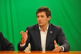Депутат Гудков предложил выплатить компенсацию за снос московских павильонов