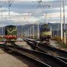 Локомотив пассажирского поезда сошёл с рельсов в Новосибирске