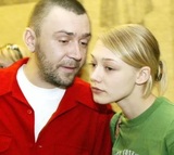 Бывшие любовники Оксана Акиньшина и Сергей Шнуров "взорвали" Сеть фотографией