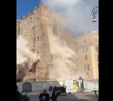 Четыре человека пострадали в результате обвала исторической башни в центре Рима