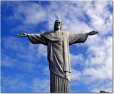 Молния лишила фаланги пальца статую Христа-Искупителя в Рио