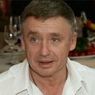 Антон Табаков окончательно перебрался во Францию, оставив в Москве больного отца