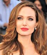 СМИ узнали, почему Анджелина Джоли весит всего 42 кг