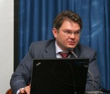 Суд продлил арест экс-главы ФЦЦС Ермолаева