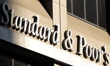 S&P понизило рейтинги ВЭБа и Роснано