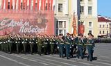 В Петербурге начался смотр войск на Дворцовой площади. Морской парад отменён