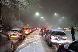 Сильный снегопад вызвал транспортный коллапс в Стамбуле