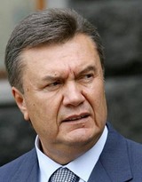Киев назвал подозреваемых в убийствах помимо Януковича и Пшонки