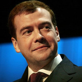 Медведев рассказал о будущем промышленности РФ в видеоблоге