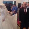 Несовершеннолетняя чеченская невеста написала заявление на журналистку "Новой газеты"
