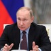 Путин поддержал инициативу введения базы данных для мигрантов в РФ