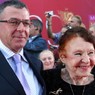 Медведев поздравил Нину Ургант с 85-летием