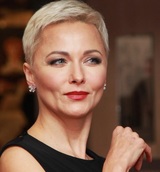 Актриса Дарья Повереннова показала, как выглядит после подтяжки лица
