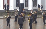 Оркестр Нацгвардии Украины исполнил хит про лабутены (видео)