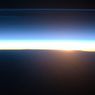 Чудеса с борта МКС: астронавты сняли серебристые облака