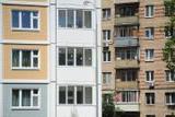 В Красноярске молодая женщина выпрыгнула  с 5-месячным ребенком с 14 этажа