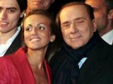 Сильвио Берлускони отбивает подруг у лесбиянок