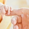 Правительство внесло проект о праве на маткапитал отцов с детьми от суррогатных матерей