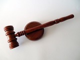 Против отставной судьи из Саратовской области возбуждено дело о коррупции