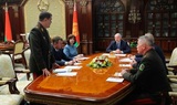 Лукашенко созвал срочное совещание Совета безопасности