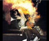 Не стало солиста группы Kiss Дэниела Фрейли