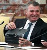 Сердюков вошел в совет директоров «Вертолетов России»