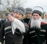 Кадыров: "Чеченцы никогда нигде не сдаются"