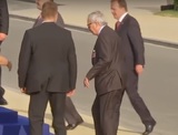 В Еврокомиссии объяснили поведение Юнкера на саммите НАТО в Брюсселе