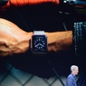В России начались продажи "умных часов" Apple Watch