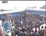 Свыше сотни человек погибли в железнодорожной катастрофе в Индии