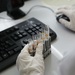 Российского тренера и легкоатлетку заподозрили в фальсификации допинг-проб