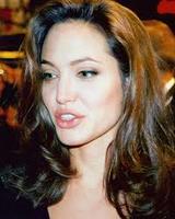 Джоли впервые появилась на публике после сообщения о разводе