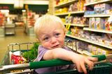 Бабушка подкинула 6-летнего внука в супермаркет