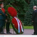 Путин возложил венок к Могиле Неизвестного Солдата
