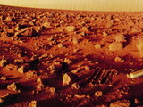 Curiosity сфотографировал могилу марсианина? (ФОТО)