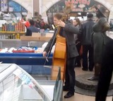 Оркестр Одесской филармонии восславил ЕС на Привозе (видео)