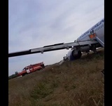 Дежавю: самолет "Уральских авиалиний" совершил аварийную посадку в поле, но теперь под Новосибирском