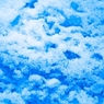Житель Урала заявил, что в его поселке выпал синий снег (ФОТО)