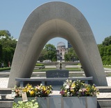 Сегодня в Хиросиме вспоминают жертв атомной бомбардировки