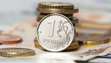 Эксперт: ЦБ и кабмин не могут остановить падение рубля