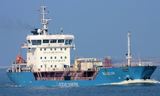 На захваченном в Нигерии пиратами танкере находится гражданин России